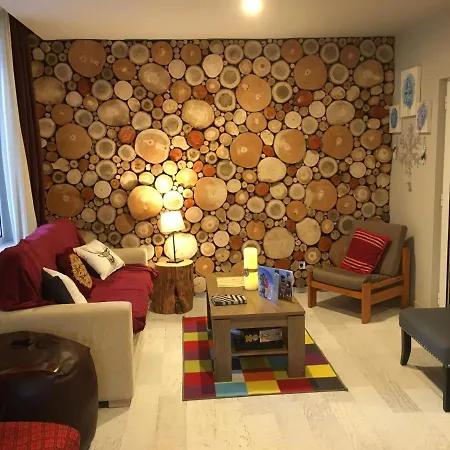 Snowflake Chalet *